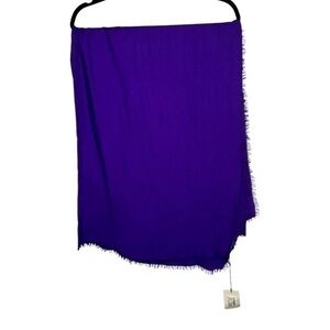 Gucci GG WOOL SHAWL in Purple 140 x 140 cm.  NWT Rare